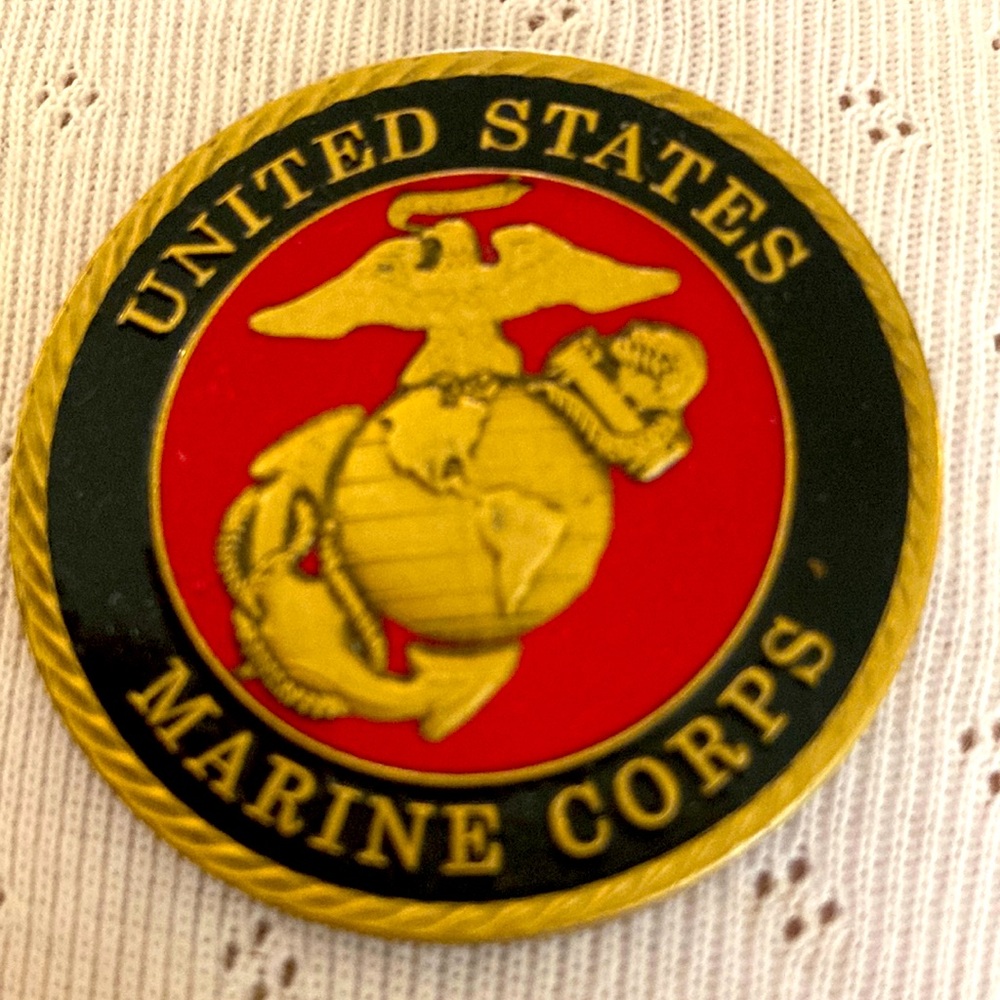 Like new Marine Corps, Semper Fi, three-dimensional cloisonné collector Coin